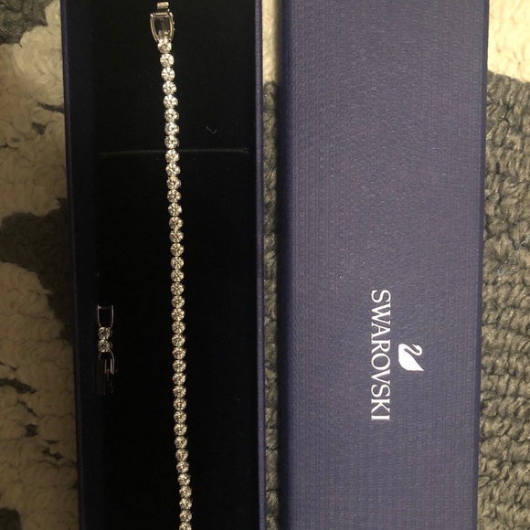 Swarovski Bracelet - Picture 3 of 3